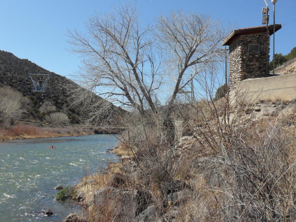 USGS begins operation of its first streamgage